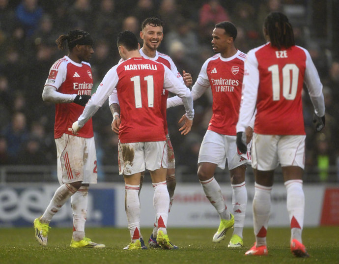 足总杯赛程吃紧，布莱顿国际比赛日门线救险，气氛紧张，资深球员宣示担当的简单介绍-开云官网