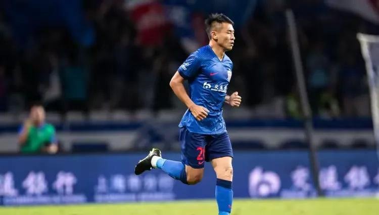 包含清晨中超焦点战，浙江稠州伤情更新，引发热议，更衣室氛围转暖的词条-开云体育官网